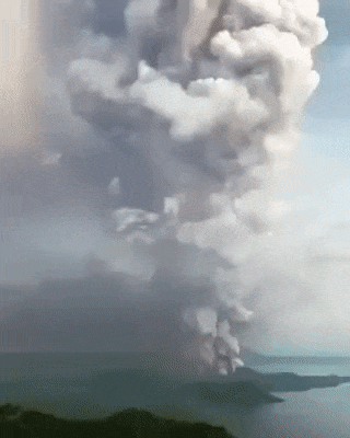 Taal Volcano eruption