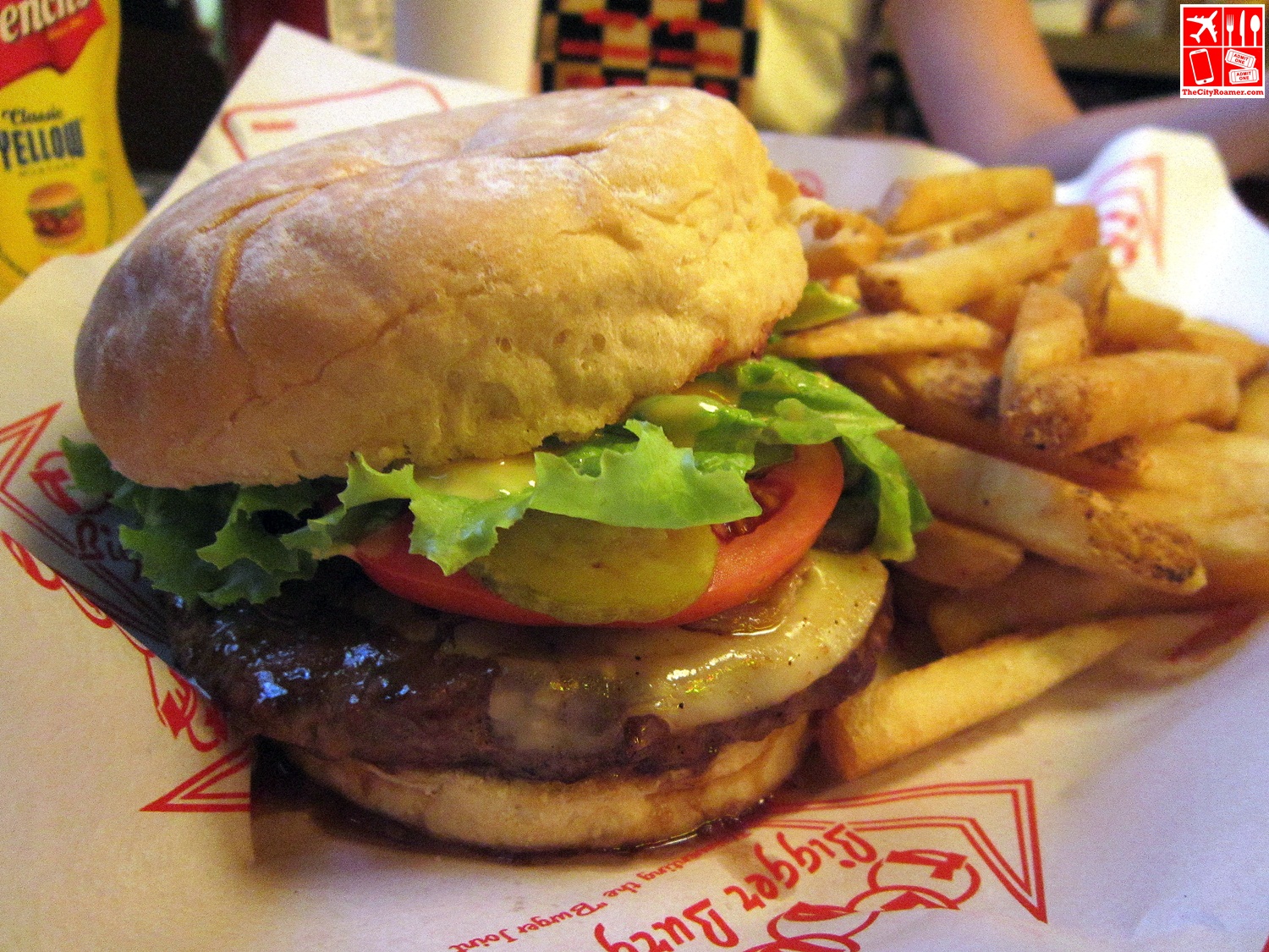 Teddy's Bigger Burgers Kailua Burger