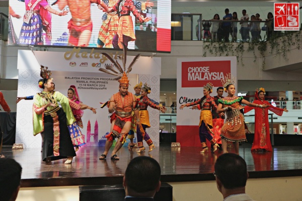Malaysian Cultural Performance