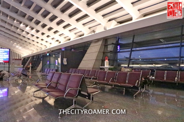 Seating area of Taoyuan International Airport_Fotor