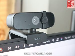 Clip Rapoo C280 on your monitor