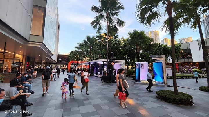 Xiaomi 12 Exhibit at the Bonifacio High Street