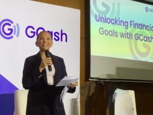 Gelli Victor hosting the Media Roundtable Unlocking Financial Goals with GCash