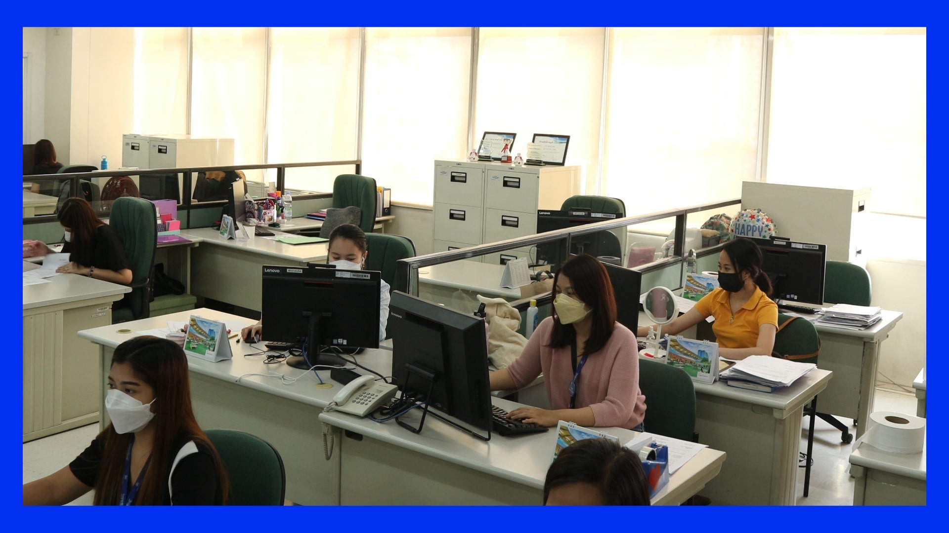 SM Mall employees join the PWD Sensitivity Training virtually.