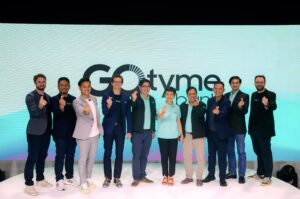 L to R - Daniel Stacey, Lion Gacad, Raymund Villanueva, Nate Clarke, Lance Gokongwei, Robina Gokongwei-Pe, Jojo Malolos, Albert Tinio, Howard Go, Chris Bennett