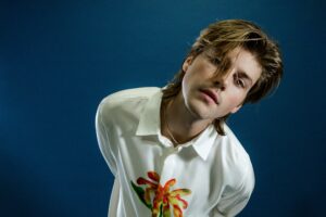 Ruel Releases Confessional Pop Single “Someone Else’s Problem”