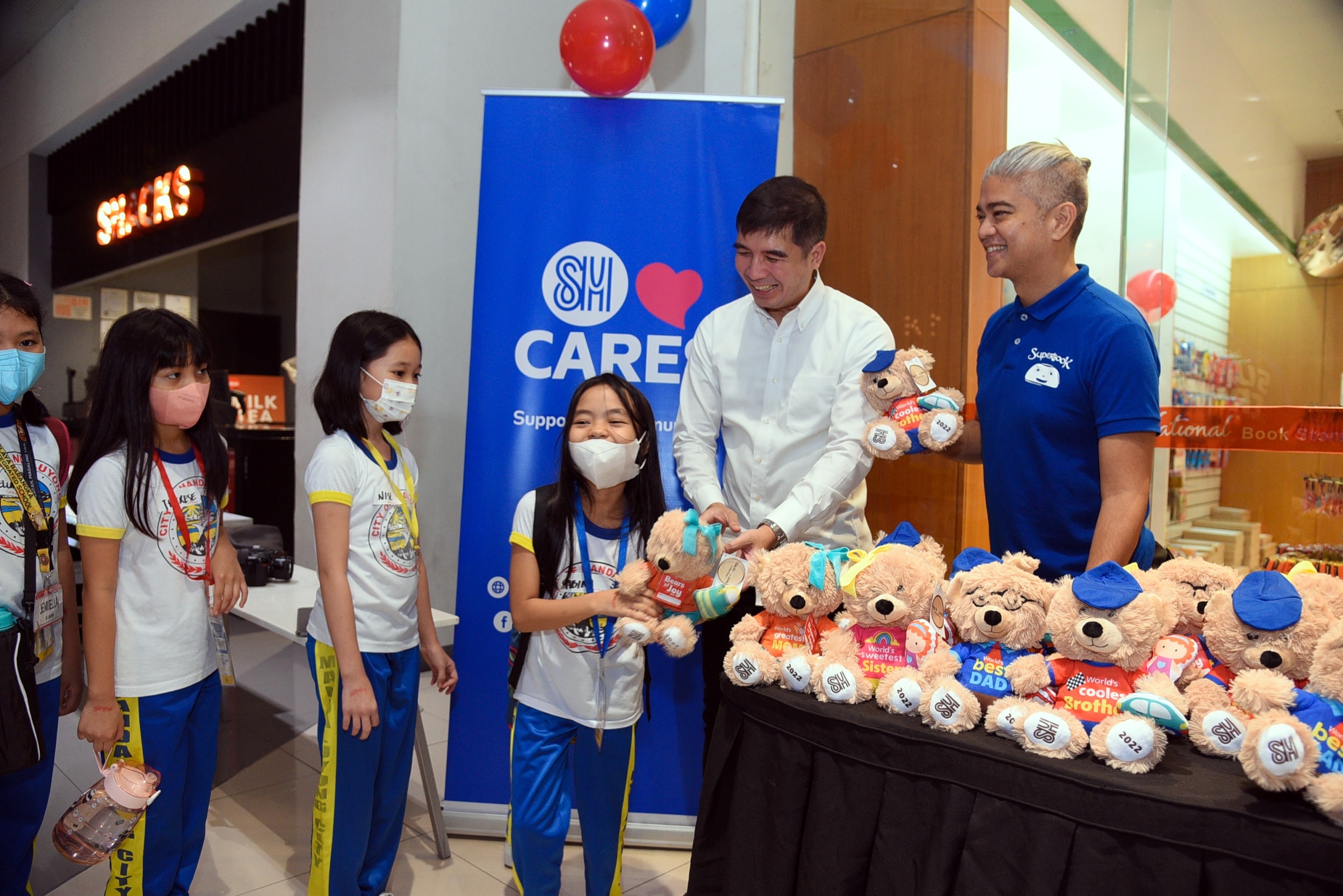 Values formation and SM Bears of Joy inspire personal resilience in children at the event.