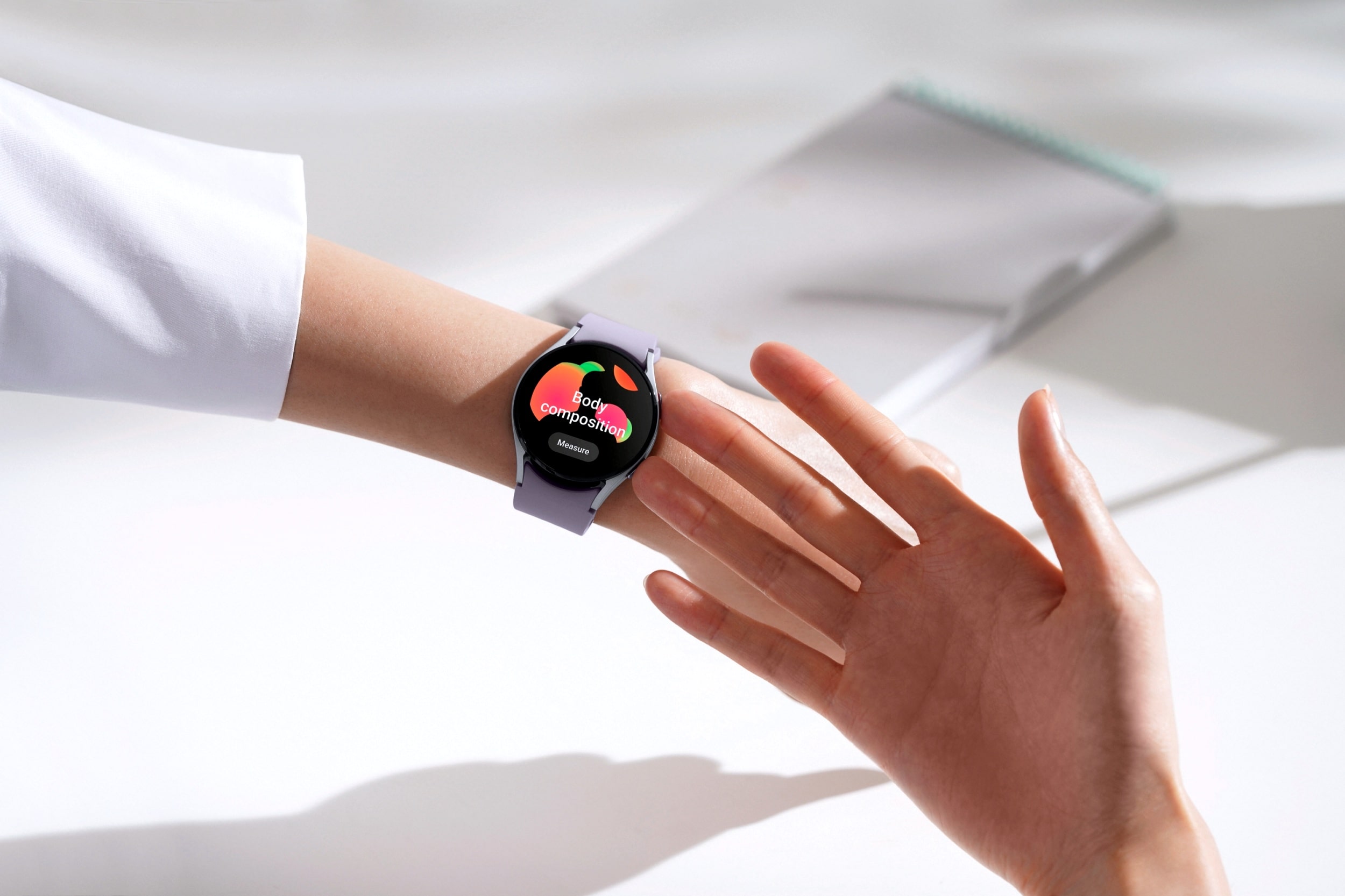 Monitor your health with the Samsung Galaxy Watch5 Series